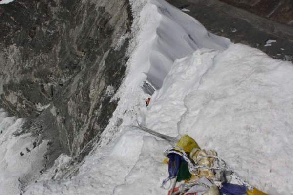 island-peak-climb-traverse