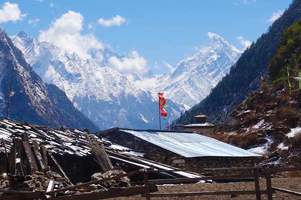 Nepal-Tea-houses-Shuck-Flag