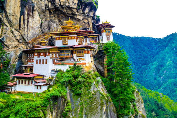 bhutan best time to visit from india