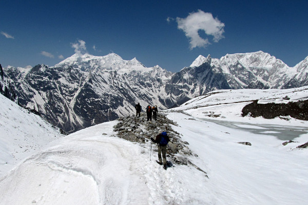 passes-in-the-himalayas-larkya