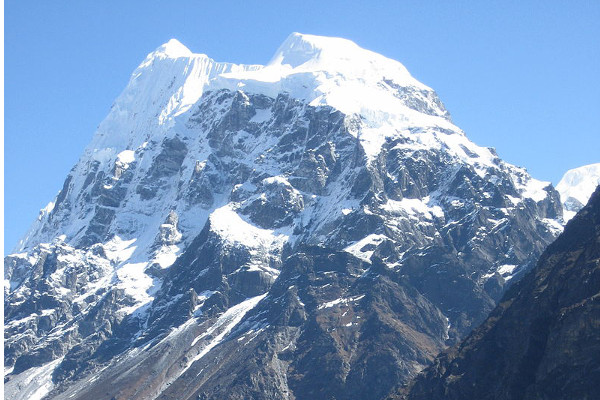 peak-climbing-in-nepal-lansisa