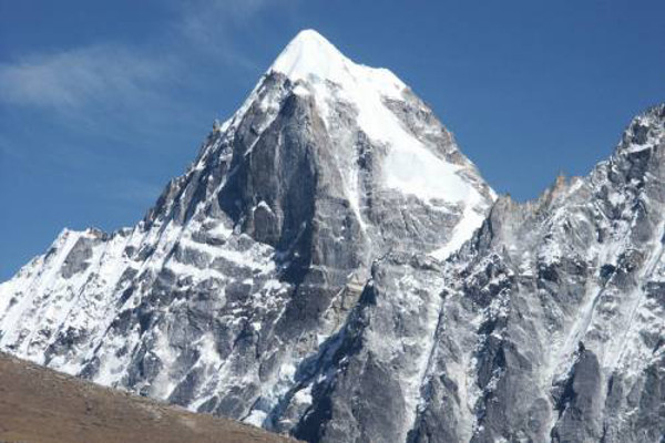 peak-climbing-in-nepal-machermo