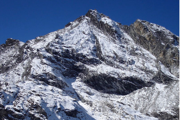 peak-climbing-in-nepal-poklade