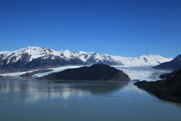 easy-treks-in-patagonia-grey-glacier