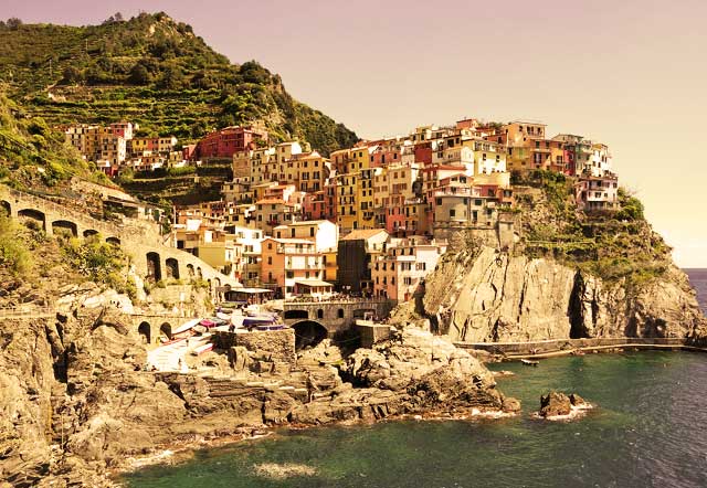 Cinque-Terre-Mountain-Trail-MountainIQ-Best-hikes-in-Europe-italy