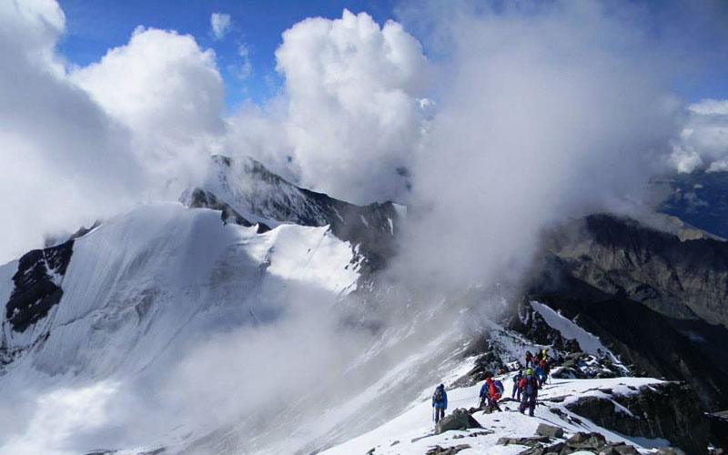 Climb Stok Kangri