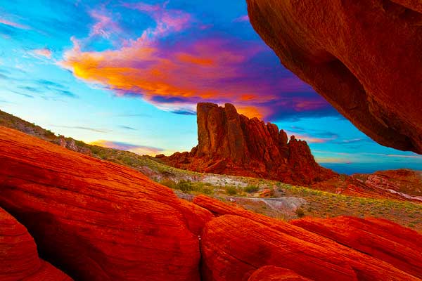 Valley-of-Fire-Hiking-near-Las-Vegas