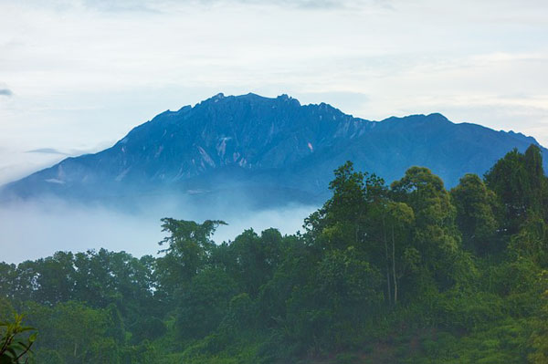 Mount-Kinabalu-In-Malaysia