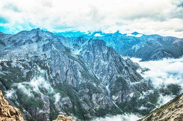 Andes-Mountain-Range