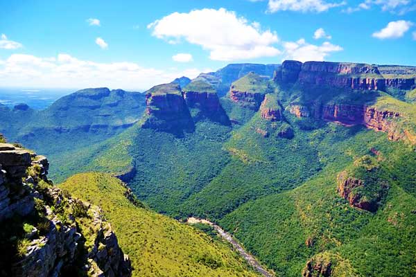 Champagne-Castle-Drakensberg