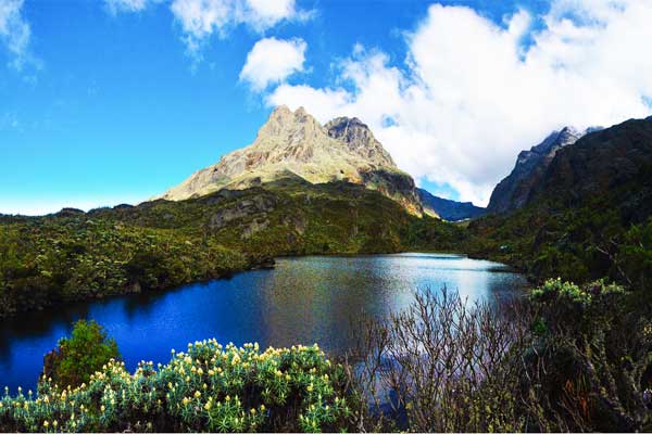 Lake-Kitandara-Centrel-Curciut-Trek-Rwenzori