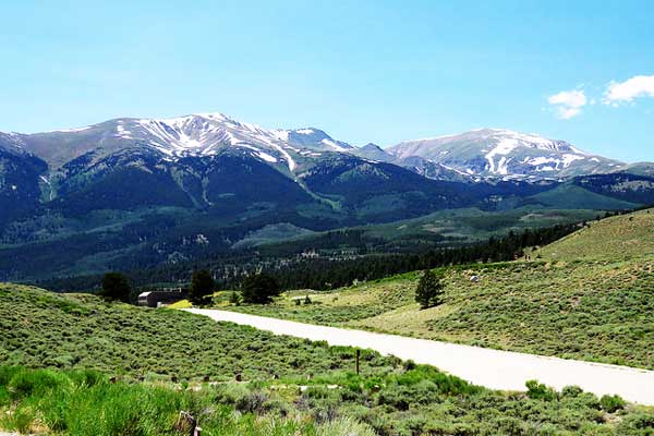 Mount-Elbert-Rocky-Mountains