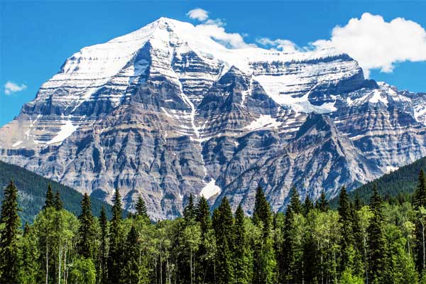 Mount-Robson-Rocky-Mountains