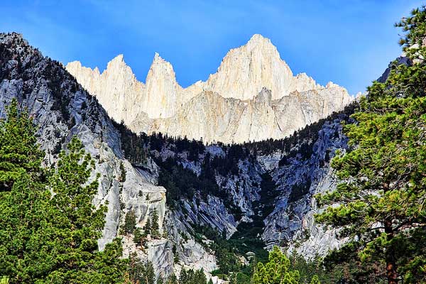 Mount-Whitney-Sierra-Nevada-Mountains