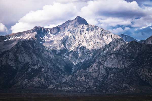 Mount-Williamson-Sierra-Nevada-Mountains