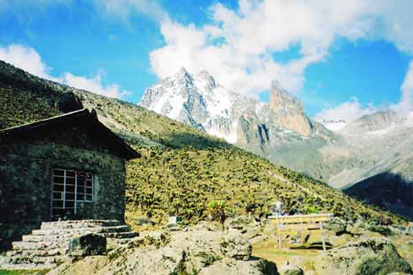 Naro-Moru-Route-Mount-Kenya