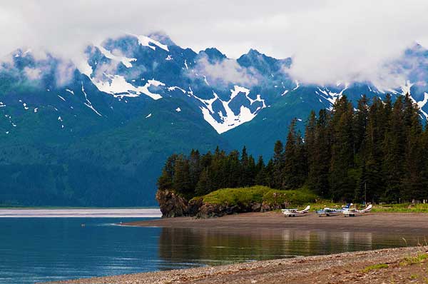 Lake-Clark-Alaska-Mountains