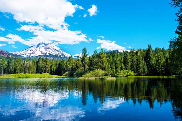 Lassen-Peak-High-Cascade-Mountains