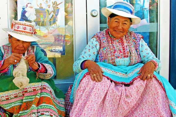 Machu-Picchu-Peru-Inca-National-Costume-Ladies