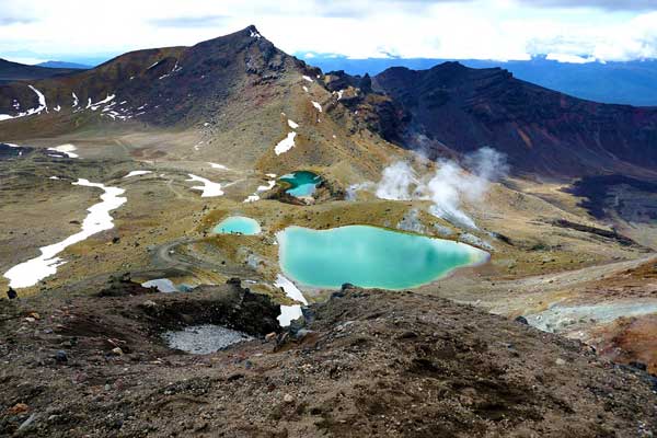 Tongariro Alpine Crossing in New Zealand