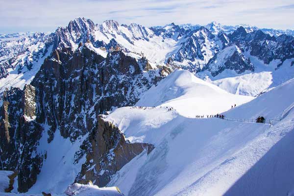 mont-blanc-Gouter-Hut-Route-Alps-Europe mont-blanc-Gouter-Hut-Route-Alps-Europe