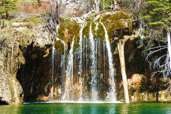 Hanging-Lake-Glenwood-Springs-Colorado-USA