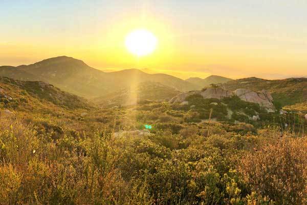 Iron-Mountain-San-Diego-California-USA