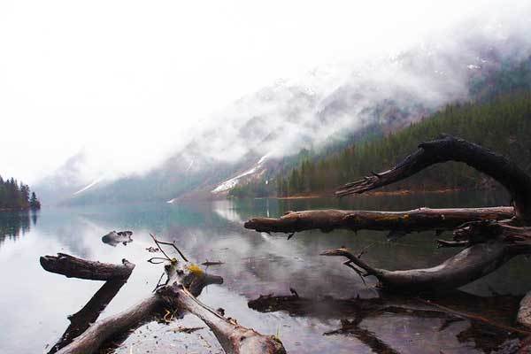 Ptarmigan-Lake-Rocky-Mountains-USA