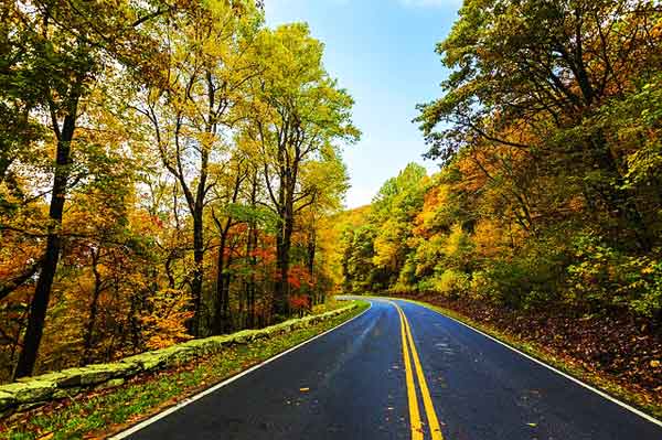 shenandoah-highway-AT-virginia