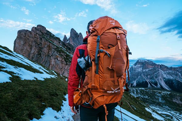 What Size Backpack Should I Get? Liters, Frames, and Sizing Explained
