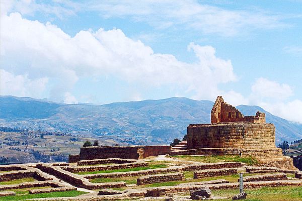 Ecuador-ingapirca-ruins