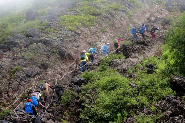 Yoshida-Trail-Mount-Fuji