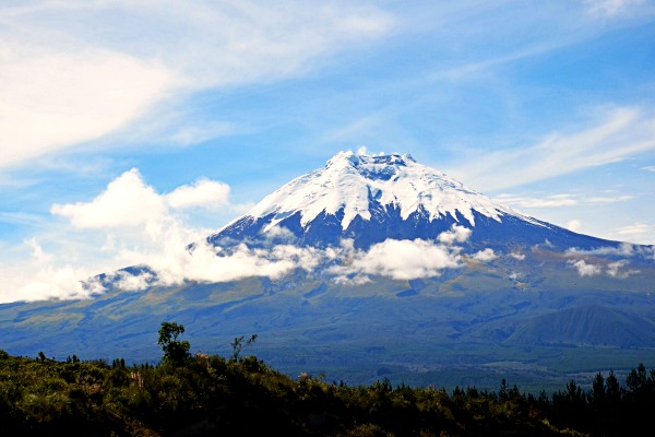 cotopaxi-hiking-in-ecuador