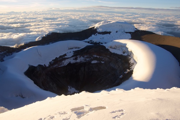 crater-cotopaxi