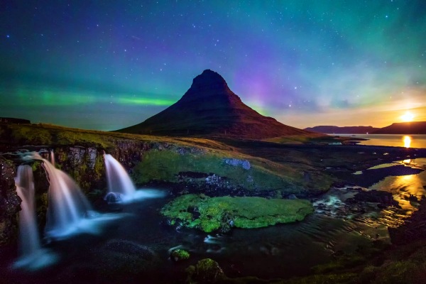 iceland-landscaope-northern-lights