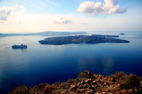 santorini-caldera-trail