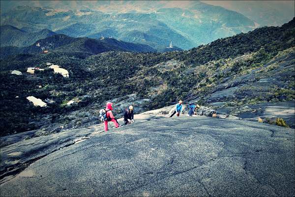 walk-the-torq-mt kinabalu