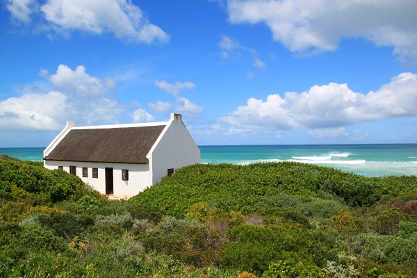 whale-trail-de-hoop-south-africa