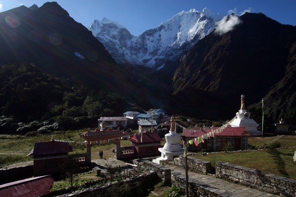 tengboche-village tengboche-village
