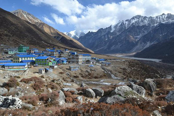 kyanjin gompa kyanjin gompa