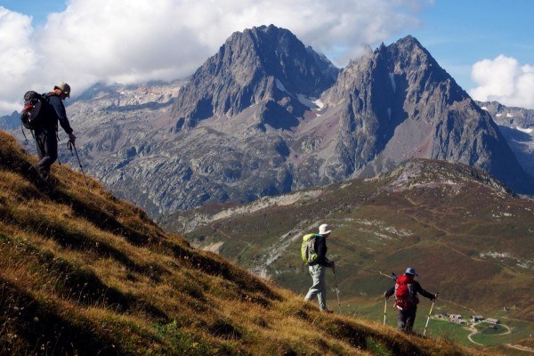 tour-du-mont-trekking tour-du-mont-trekking
