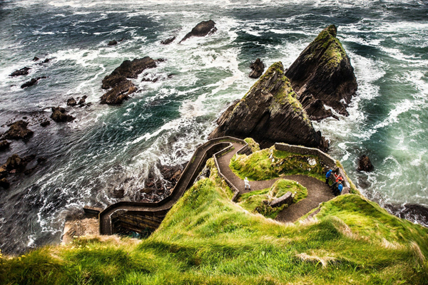 Dingle Way Bay Hiking in Ireland