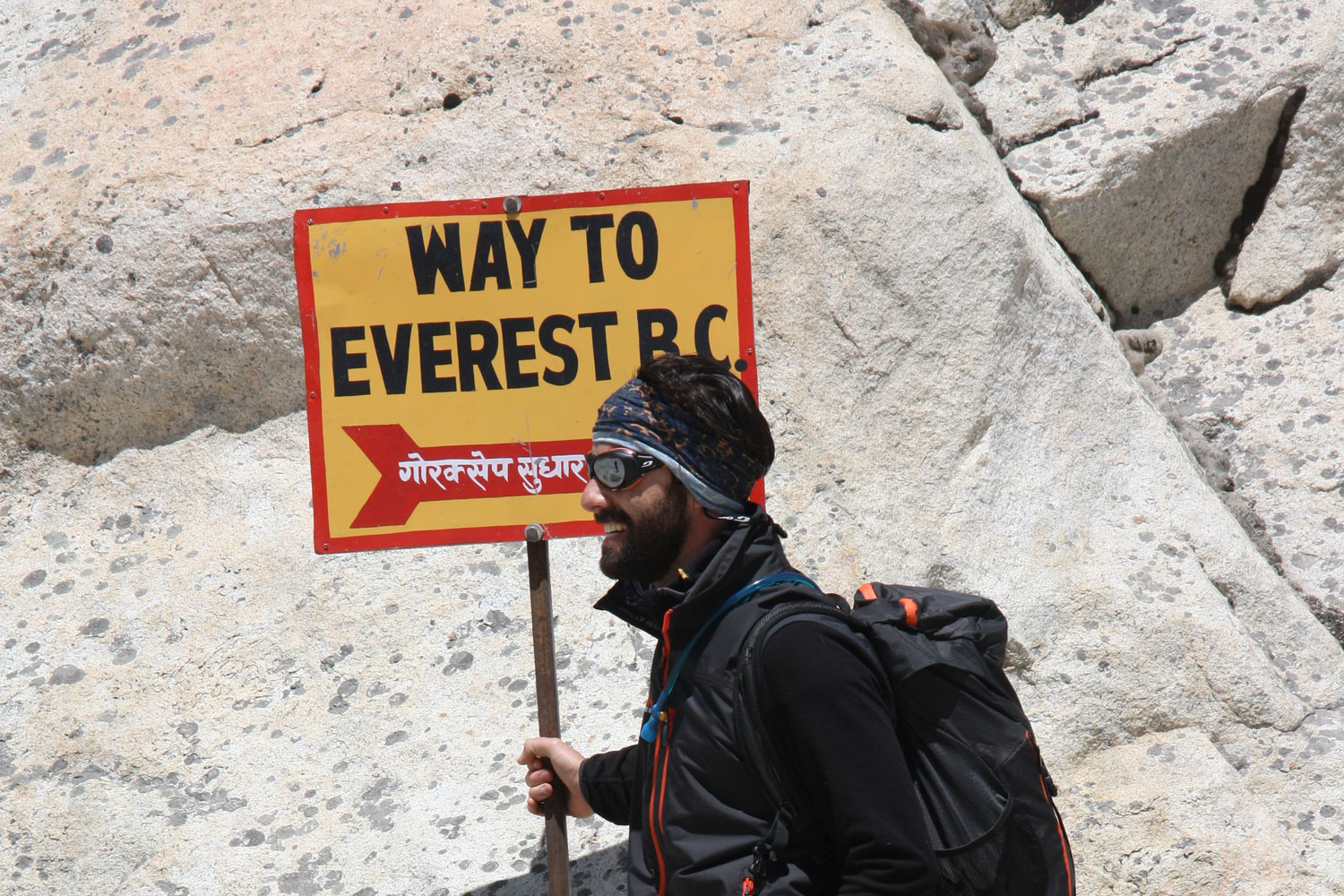 Way-to-Everest-Base-Camp-Sign-with-Mark-Nepal