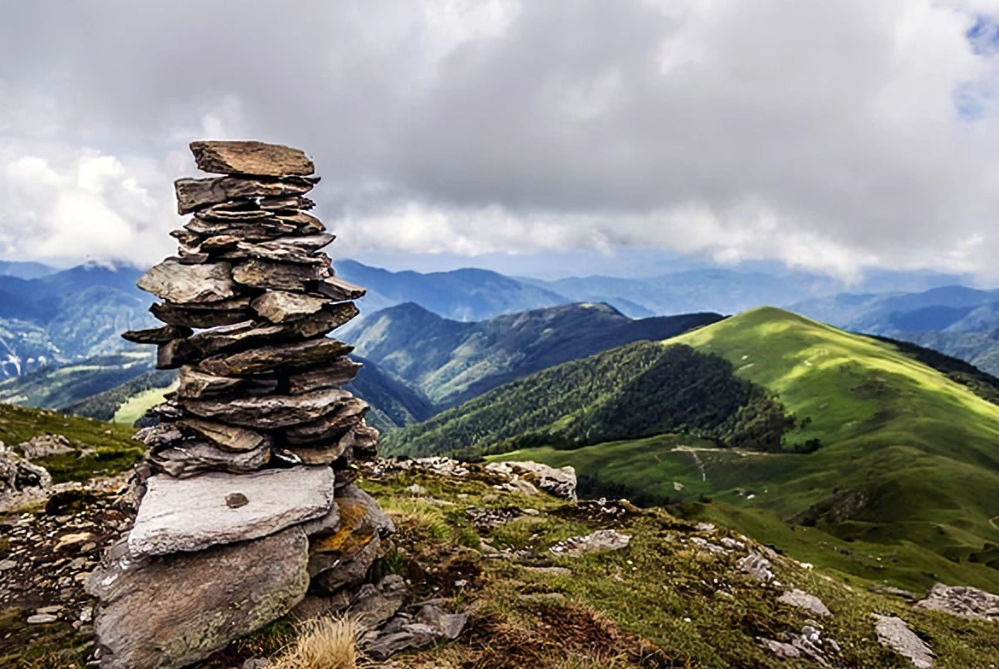 roopkund trek in december