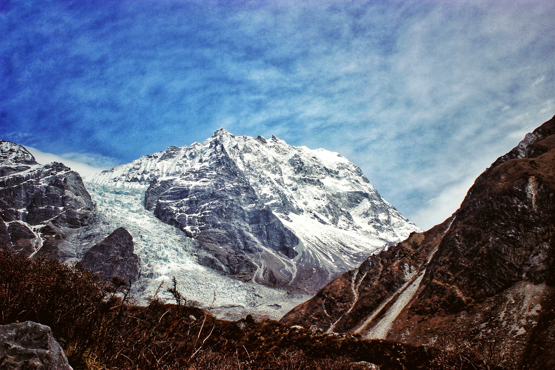 langtang trek best time