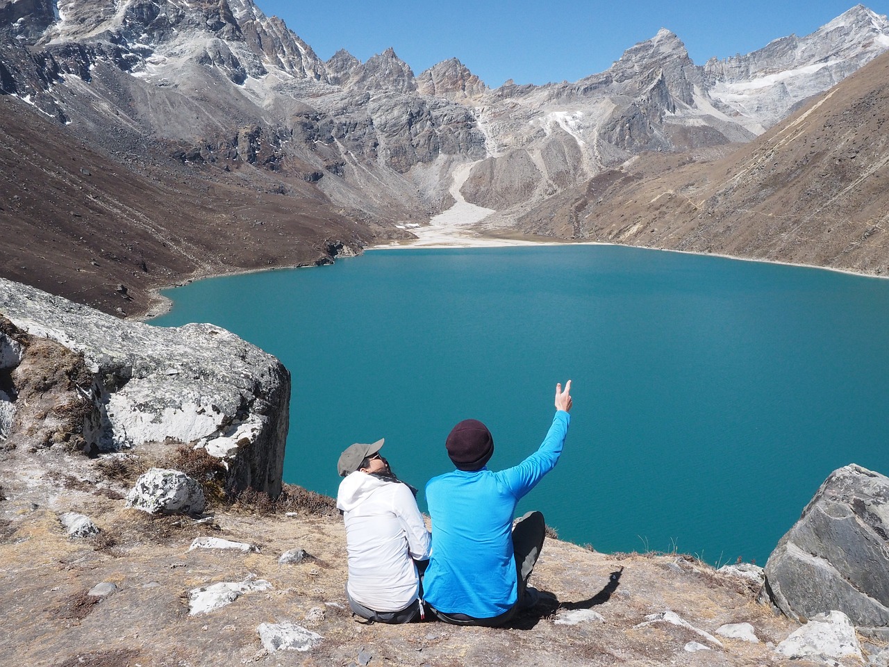 gokyo-lake-trekkers