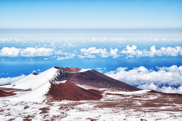 Volcanic summit of Mauna Kea, Hawaii