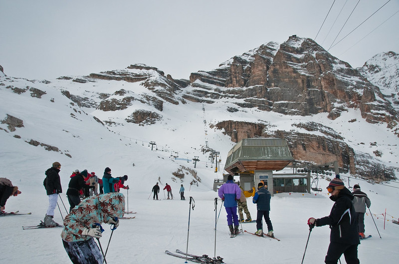 dolomites ski cortina italy