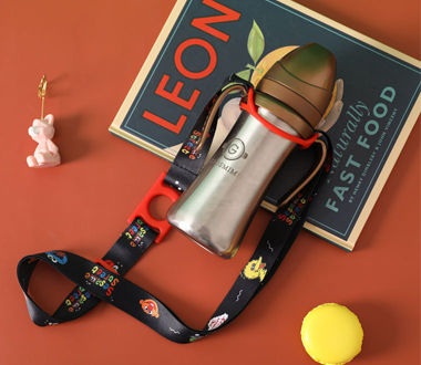 lanyards-for-bottled-water