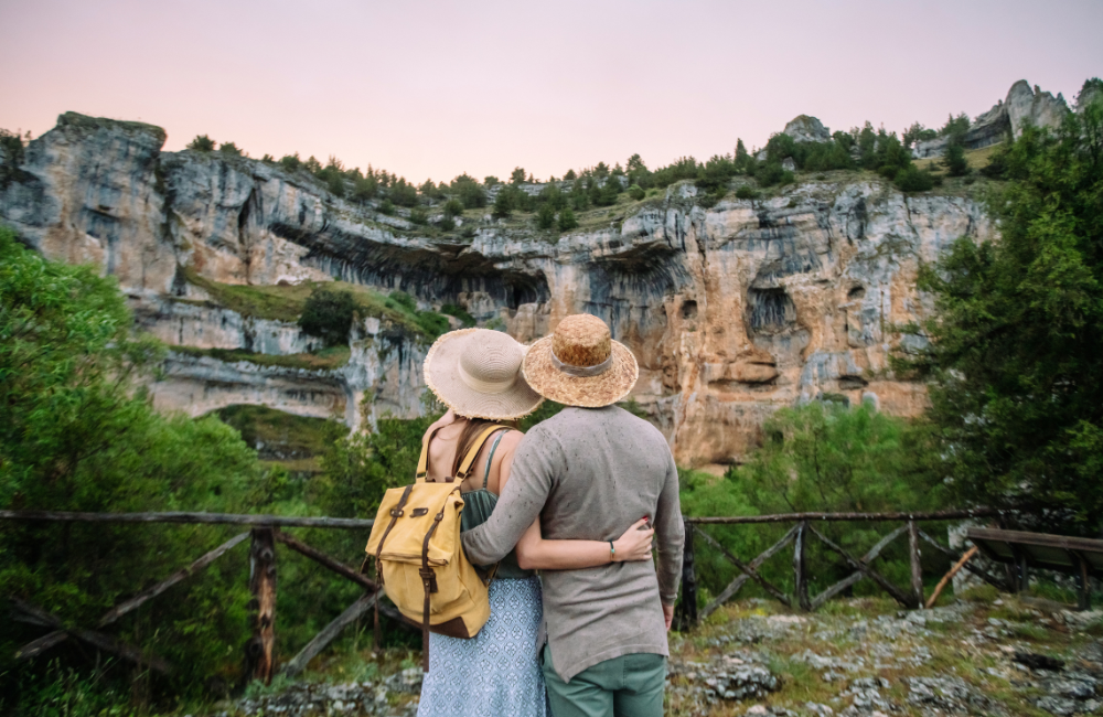 3. A rechargeable headlamp 3. A rechargeable headlamp